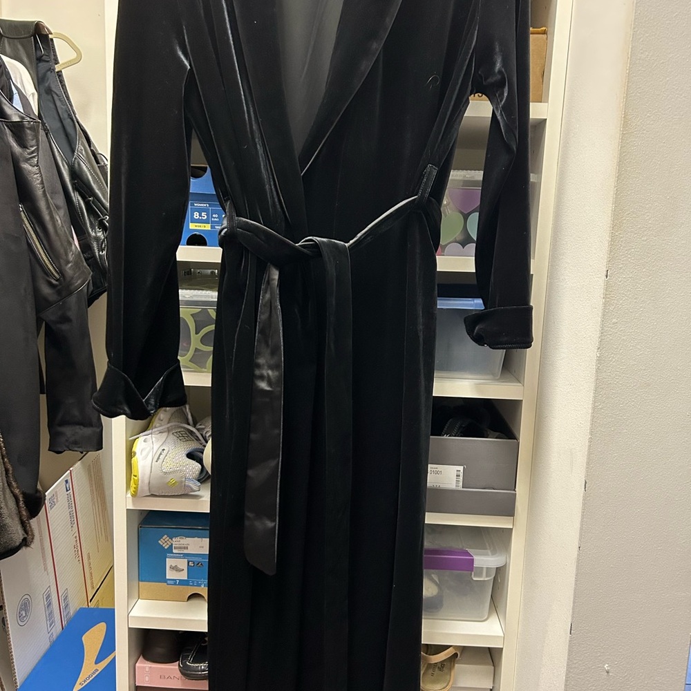 Gilligan & O'Malley Black Velvet Robe